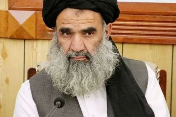 د طالبانو د پوهنې وزیر:امریکایانو د افغانستان فضا اشغال کړې او هره شپه یې درون الوتکې ګرځي