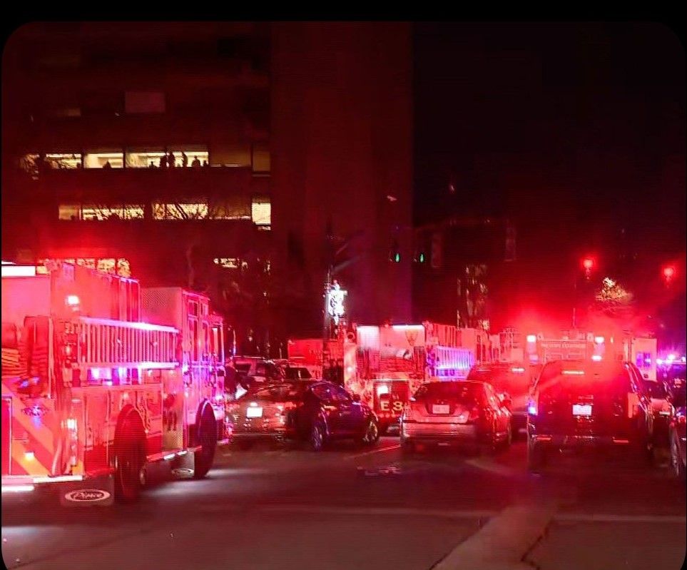 د امریکا د رود ایلند ایالت په براون پوهنتون کې ډزې شوې دي چې مرګ‌ژوبله هم لري