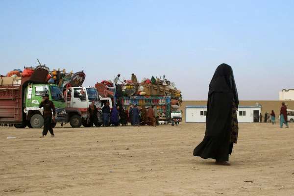 UN Scales Back Cash Assistance For Returning Afghans Due To Funding Shortfall