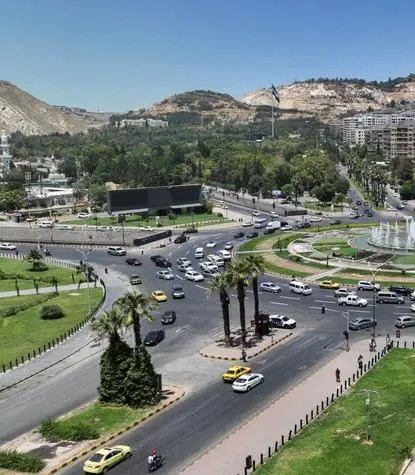 په سوریه کې د دوو بسونو د ټکر په پېښه کې ۳۵ کسان مړه شوي