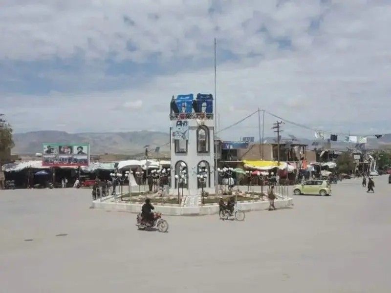 طالبان ۱۷ نفر  را در ارزگان و کابل به اتهام‌های مختلف در ملاء عام شلاق زد