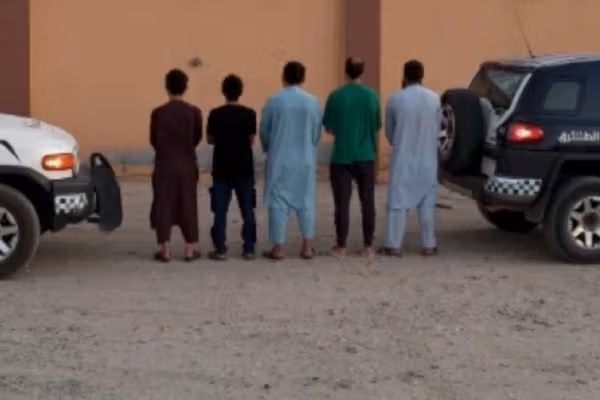 د حج له جواز پرته مکې ته د ننوتلو هڅه؛ د سعودي امنیتي ځواکونو پنځه افغانان نیولي دي