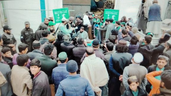 بنیاد ملک سلمان دهها تُن خرما به افغانها کمک کرد