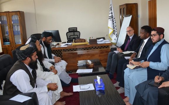 طالبان وايي د نړیوالو بنسټونو په مرستو کې روڼتیا او توازن نه دي رعایت شوي