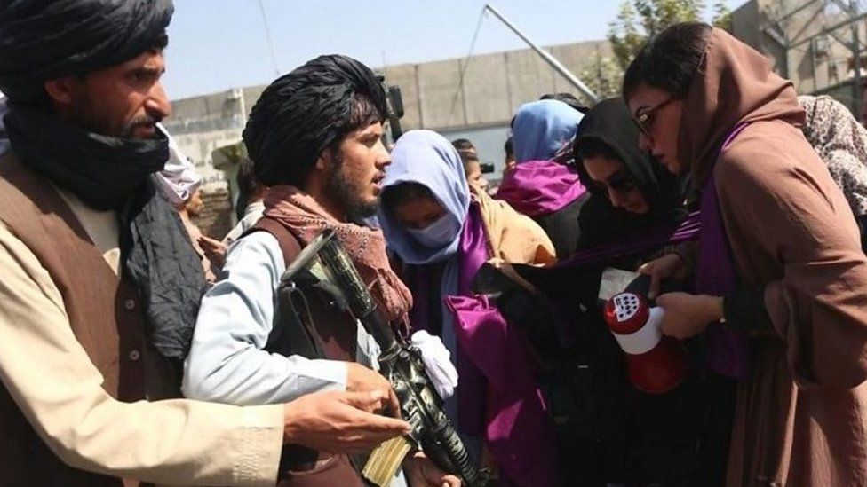 د بښنې نړۍوال سازمان په افغانستان کې له بشري حقونو د سرغړونو د څېړلو د میکانیزم غوښتنه کوي