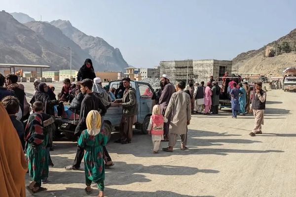 پاکستان د بلوچستان له ګردي ځنګل پنډغالي څخه ټول افغان کډوال اېستلي