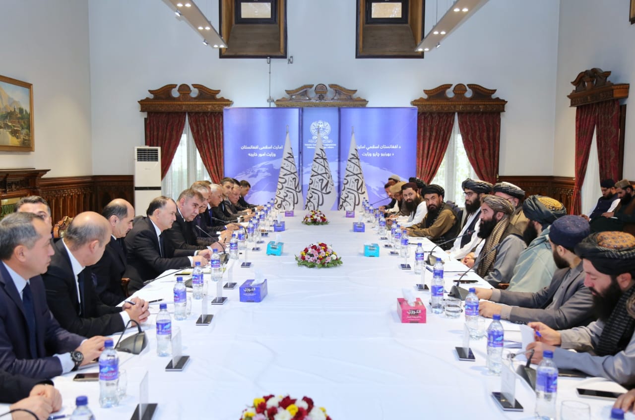 تاجک پلاوي له طالبانو سره د ګډ سرحد پر تثبیت او ستونزو خبرې کړې دي