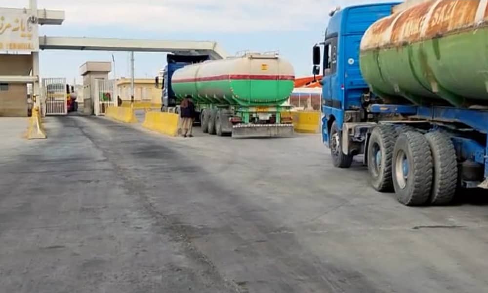 در پی اعتراض مقام ایرانی به بازگرداندن مواد سوخت ایرانی، طالبان ۱۲ تانکر دیگر را بازگرداند