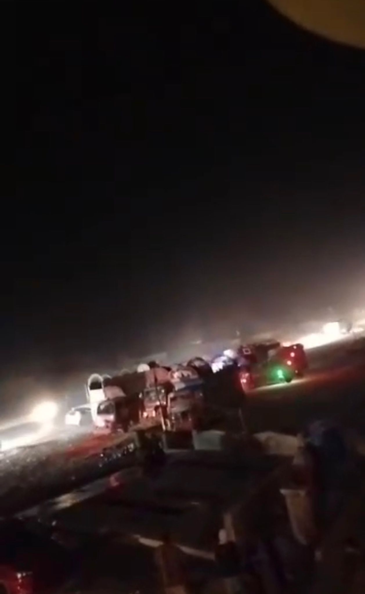 له نږدې یوه ساعت راهیسې په سپين بولدک کې د افغان طالبانو او پاکستان تر منځ جګړه روانه ده