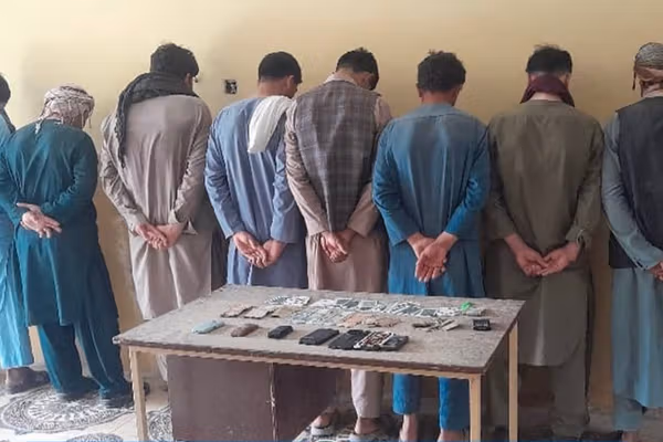 د جنایي پېښو د ډېرېدو په لړ کې؛ طالبانو په تېرو ۲۴ ساعتونو کې ۲۲ کسان نیولي دي