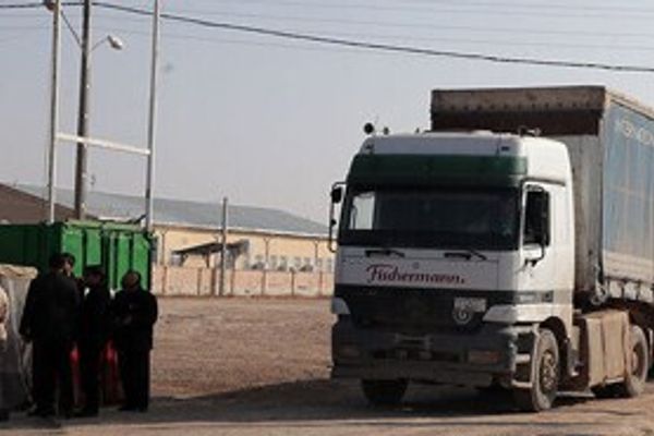 بسته ماندن مرز پاکستان؛ مقام ایرانی خواهان افزایش صادرات کالا به افغانستان شد