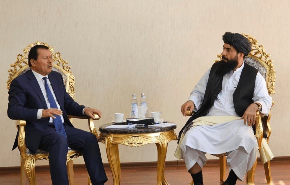 زيارة مبعوث زعيم طالبان إلى طاجيكستان.. من تطبيع العلاقات إلى إنذار لجبهة المقاومة