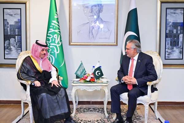 پاکستان او سعودي عربستان غزې ته د مرستو رسونې پر اهمیت ټینګار وکړ
