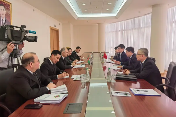 Officials From China & Turkmenistan Discuss Afghanistan