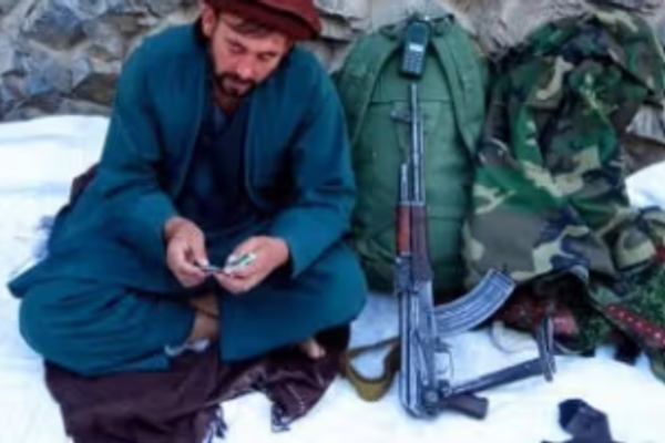 جبهة المقاومة: طالبان قاموا بنبش قبر أحد قادتها وانتهكوا حرمة جثمانه