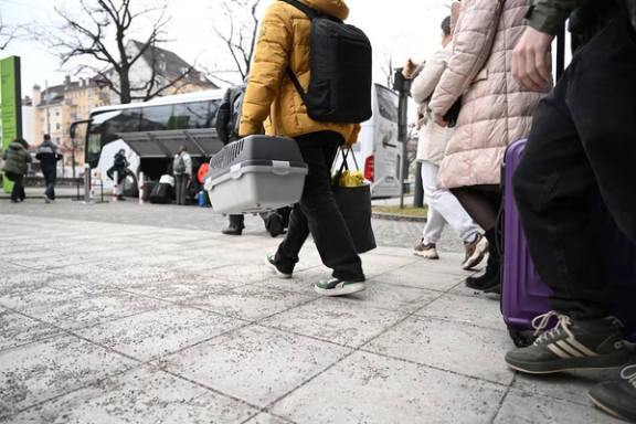 د فریدریښ مېرڅ ګوند غواړي د افغانانو د انتقال چارې نوي حکومت ته پرېښودل شي