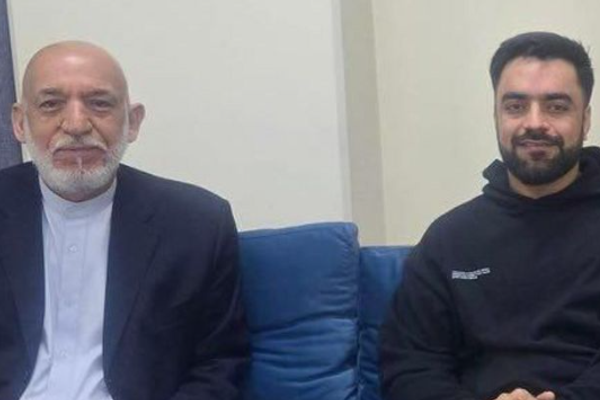 حامد کرزي راشد خان ته د کرېکټ نړیوالې ټولنې په مشورتي بورډ کې د غړیتوب مبارکي ورکړې
