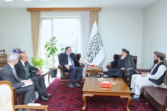 عباس ستانکزي د ناروې له شارژدافير سره لیدنه کې د خبرو له لارې د موضوعاتو د حل هیله کړې