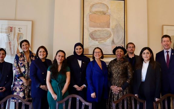 مقام لوکزامبورگ: جامعه جهانی باید زنان افغان را برای بازپس گرفتن آزادیشان حمایت کند