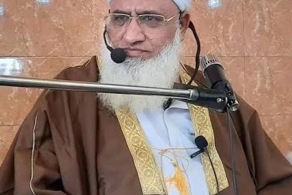 مولانا محمد ادریس څوک و؟