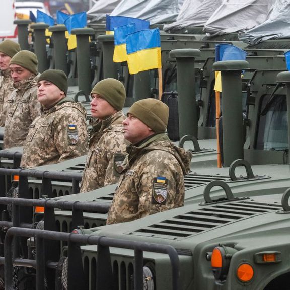 گرامیداشت روز ارتش با تجهیزات امریکایی؛ اوکراین میگوید تسلیم روسیه نخواهد شد