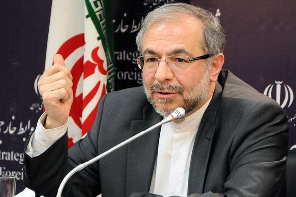 پخوانی ایراني ډیپلومات: په ایران کې د افغانانو لپاره باید د «کډوال» کلمه ونه کارول شي