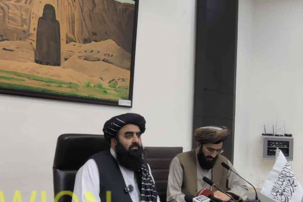 عُقد مؤتمر صحفي لوزير خارجية طالبان في نيودلهي على خلفية تمثال باميان