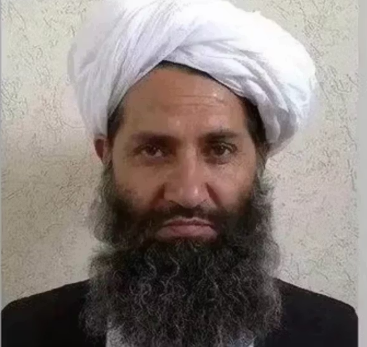 زعيم طالبان يقوم بتعيينات مباشرة في الرتب الوسطى بوزارة دفاع الحركة