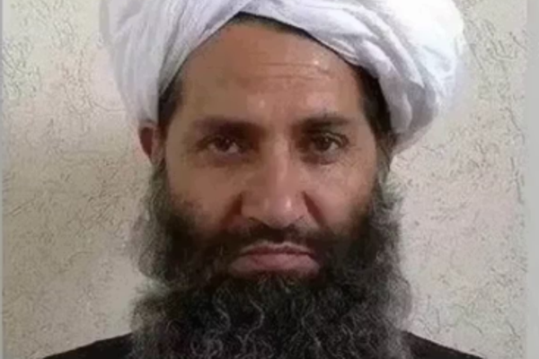 هبة الله آخوندزاده يوجّه طالبان بتجنّب "العصبية القومية والمحسوبية"