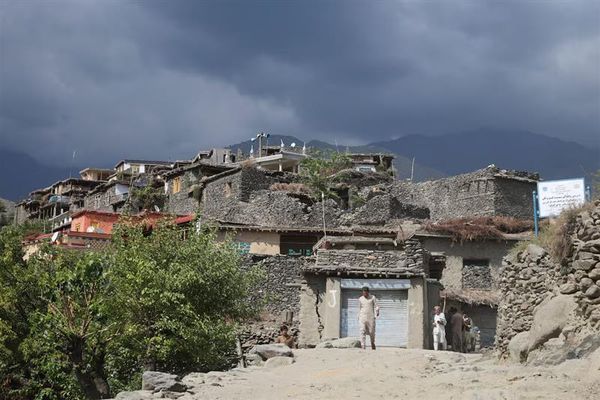 در زمینلرزه کنر '۲۶۸ دانشآموز' جان خود را از دست دادهاند