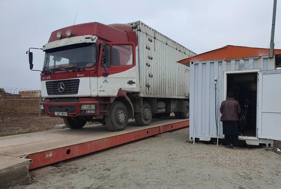 پاکستان سره له سوداګریزو لارو تړل کېدو وروسته د شېرخان بندر صادرات ۶۰ سلنه زیات شوي