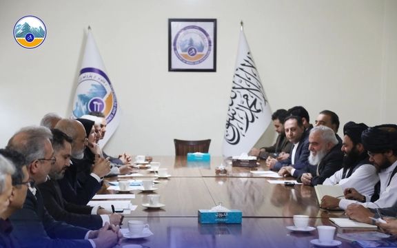 جمهوری اسلامی ۱۰۰ بازرگان را به کابل فرستاده است