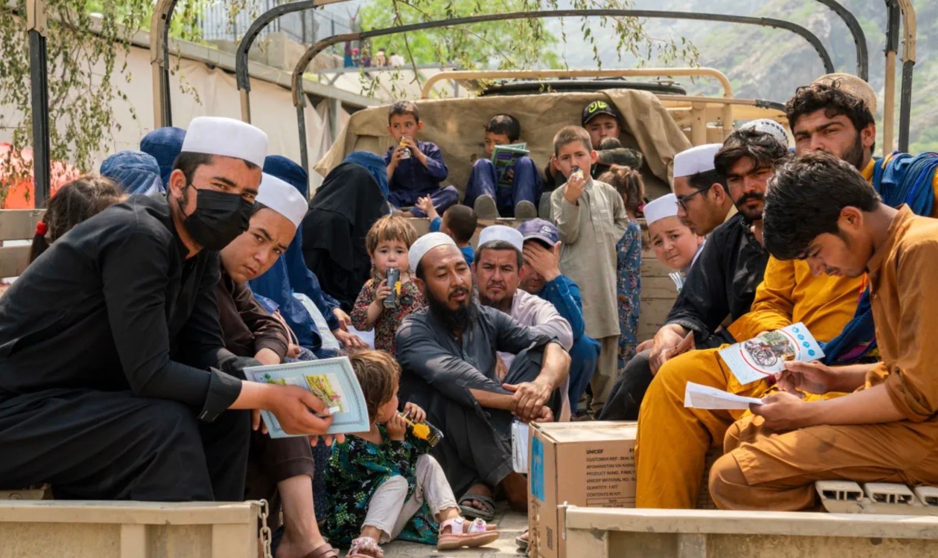 تېره ورځ له ایران او پاکستان نه نږدې ۳زره کډوال افغانستان ته ستانه شوي