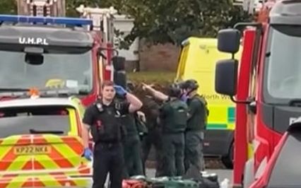 دستکم دو نفر بر اثر حمله در خارج از یک عبادتگاه یهودیان در منچستر کشته شدند