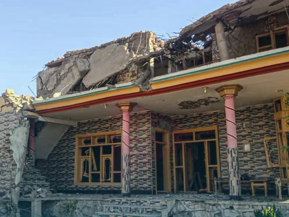  پر افغانستان د هند او د پاکستان د سیاسي او پوځي تقابل اغېزې