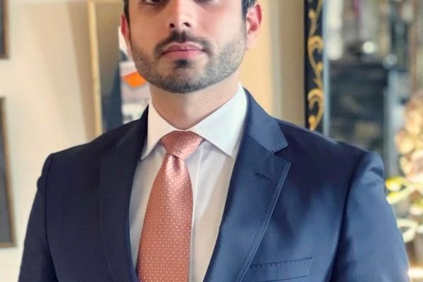 مقاومت جبهه: اروپایي پارلمان د طالبانو د «نورمال کولو» پر ضد اصولي او زړور دریځ خپل کړی