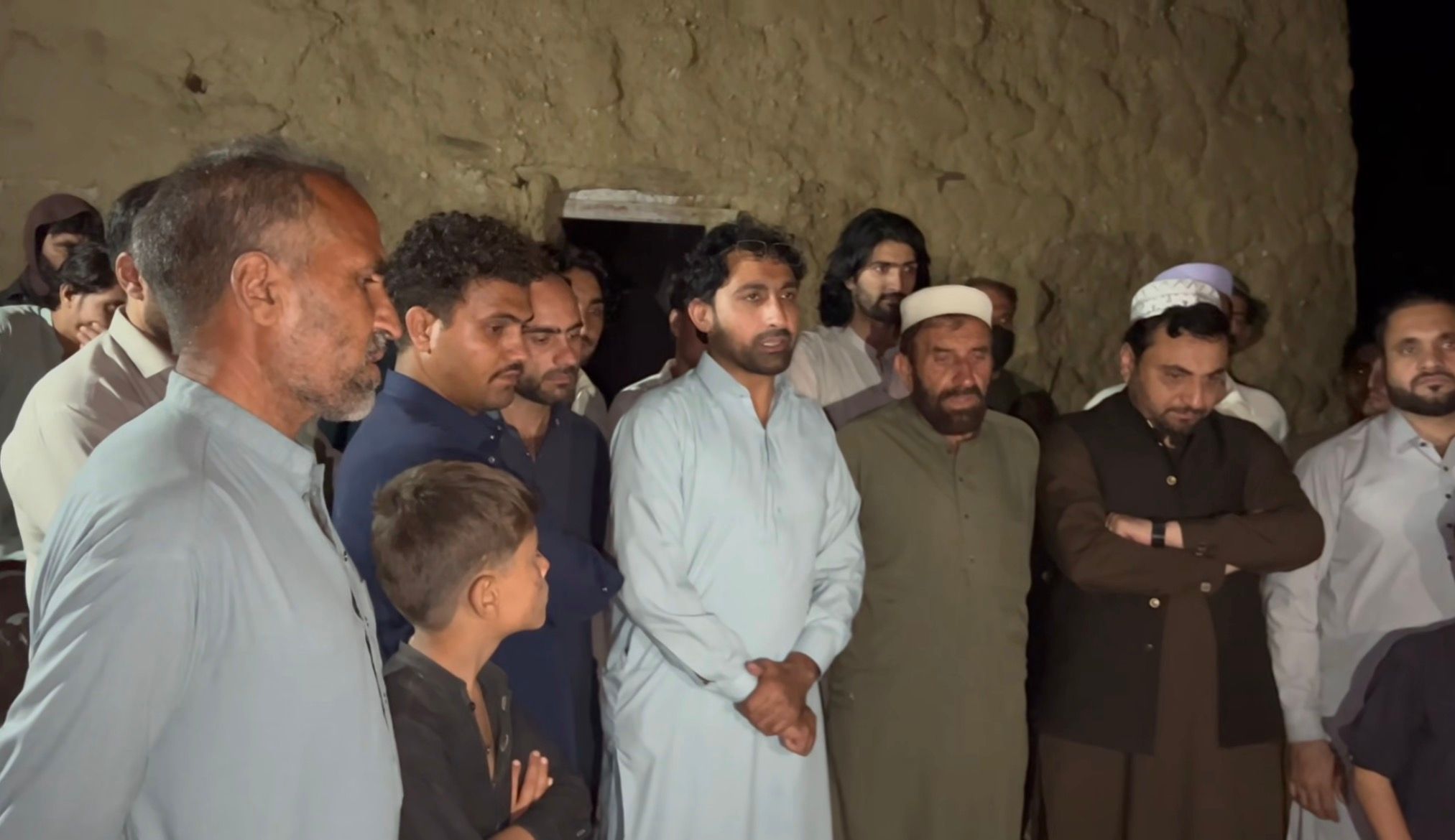 خیبر کې د وژل شویو دوو ځوانانو خپلوان: اشفاق او هدایت بې‌ګناه وو
