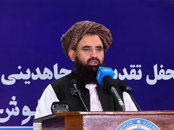 رئیس استخبارات طالبان: برخی کشورها داعش را برای ناامن‌ کردن افغانستان اعزام می‌کنند 