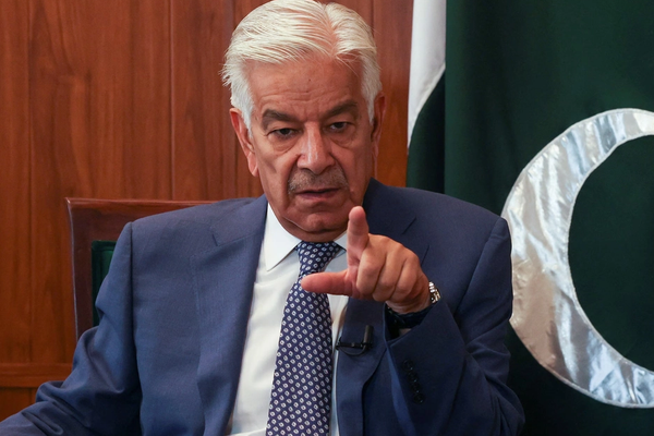 خواجه اصف: د نریندرا مودي د واک ورځې د ګوتو په شمار پاتې دي