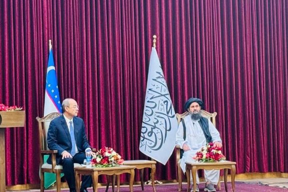 طالبانو له ازبکستان سره د سوداګرۍ او پانګونې په برخه کې پنځه تړونونه لاسلیک کړل