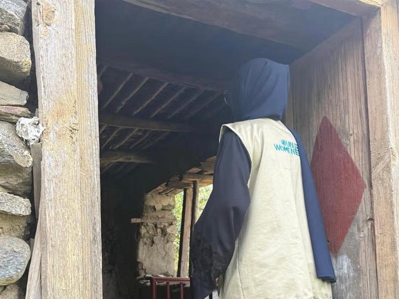 ملګري ملتونه: پر ښځینه کارکوونکو د طالبانو بندیزونو په سرحدي سیمو کې د مرستو بهیر ګډوډ کړی