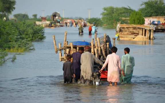 جاری شدن سیل در پاکستان جان دستکم ۲۲ تن را گرفت