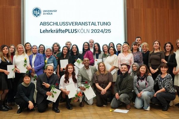 جرمني د ښوونکو د کمښت د پوره کولو لپاره کډوال ښوونکي روزي