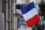 پناهنده افغان در فرانسه به اتهام ارتباط با شبکههای «تروریستی» تحت پیگرد قرار گرفت