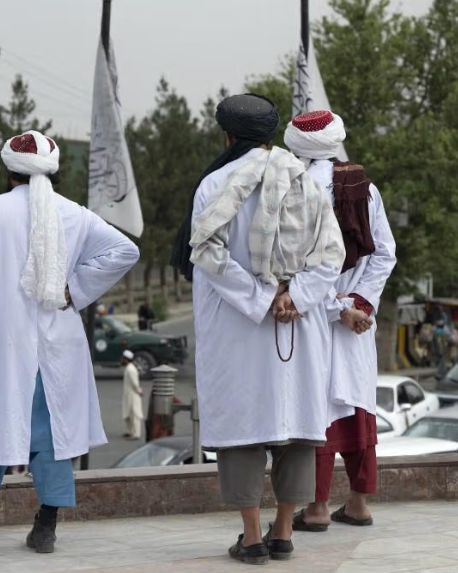 د مذهب تبديلي: طالبان اسماعیلي پیروان هڅوي چې سني شي