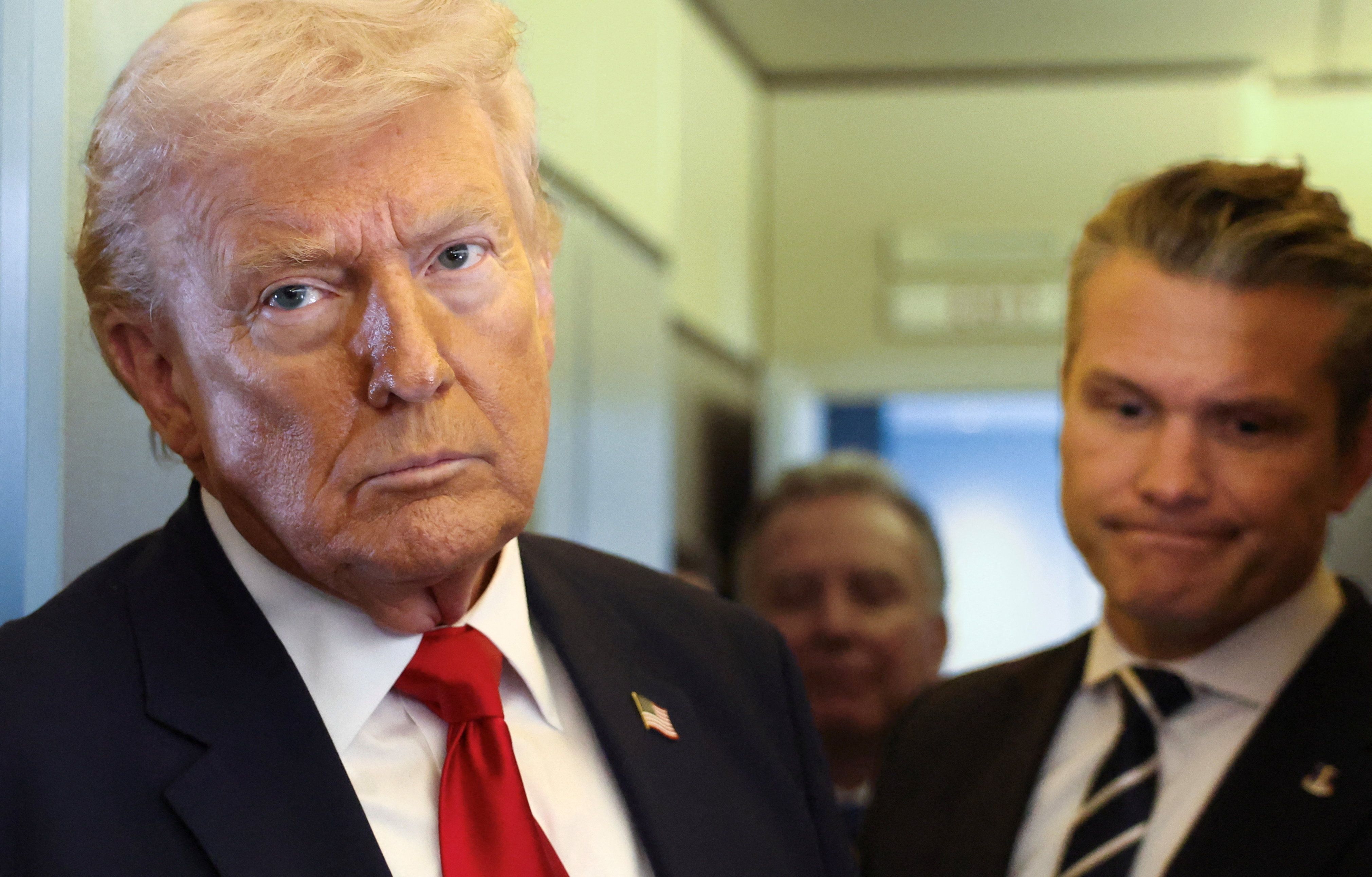 ترامپ: فردی را برای جایگزینی خامنه‌ای در نظر دارم