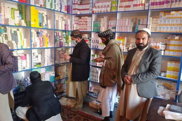 طالبانو پکتیا کې یو شمېر روغتیایي کلینیکونه د شفري نسخو او ناقانونه فعالیت له امله تړلي