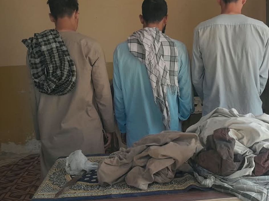 طالبانو په جوزجان کې د یو کس د وژنې په تور درې تنه نیولي دي