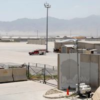 امریکایي چارواکي: د باګرام بېرته نیول یوازې د پوځي یرغل په بڼه عملي کېدای شي