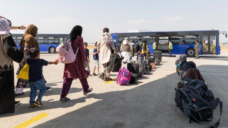 د امریکا عدلیې وزارت: ښایي د پناه غوښتونکو د منلو بهیر بیا پیل ډېر وخت ونیسي